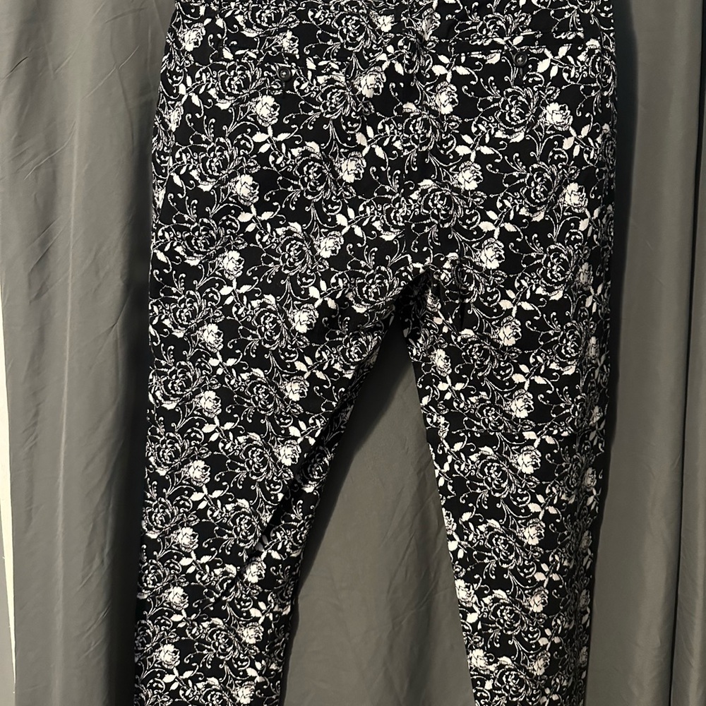 Skye's the Limit Jeans size 14 - Picture 8 of 8